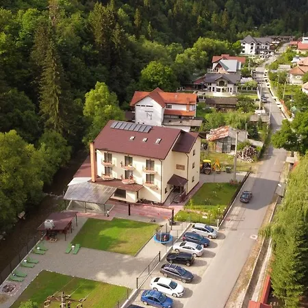Maison Platanus 4*